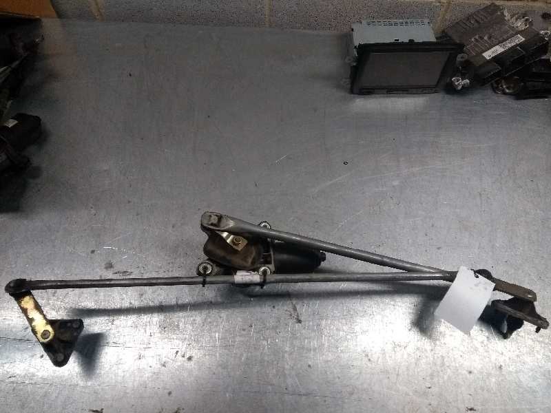 Recambio de motor limpia delantero para isuzu trooper 3.0 dti cat referencia OEM IAM 8978081120 TT3302224MA 