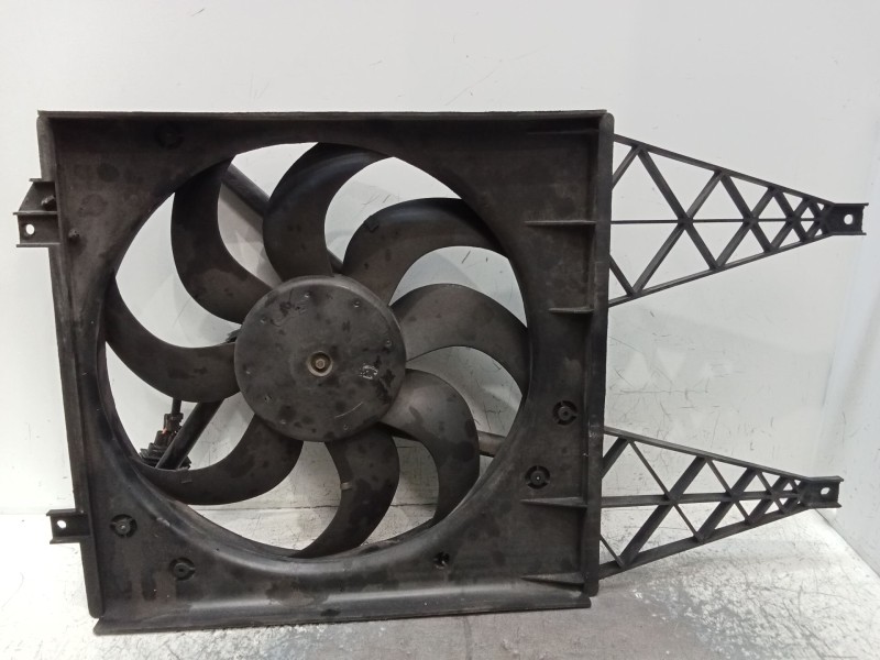 Recambio de electroventilador para seat ibiza iii (6l1) 1.4 tdi referencia OEM IAM   