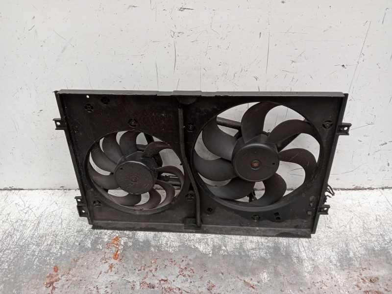 Recambio de electroventilador para skoda octavia i (1u2) 1.9 tdi referencia OEM IAM 1J0121207M  