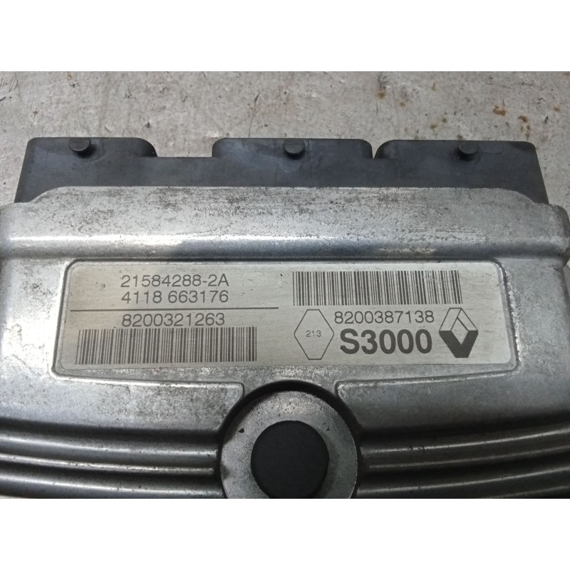 Recambio de centralita motor uce para renault megane ii (bm0/1_, cm0/1_) 1.6 16v (bm0c, cm0c) referencia OEM IAM 8200321263 8200