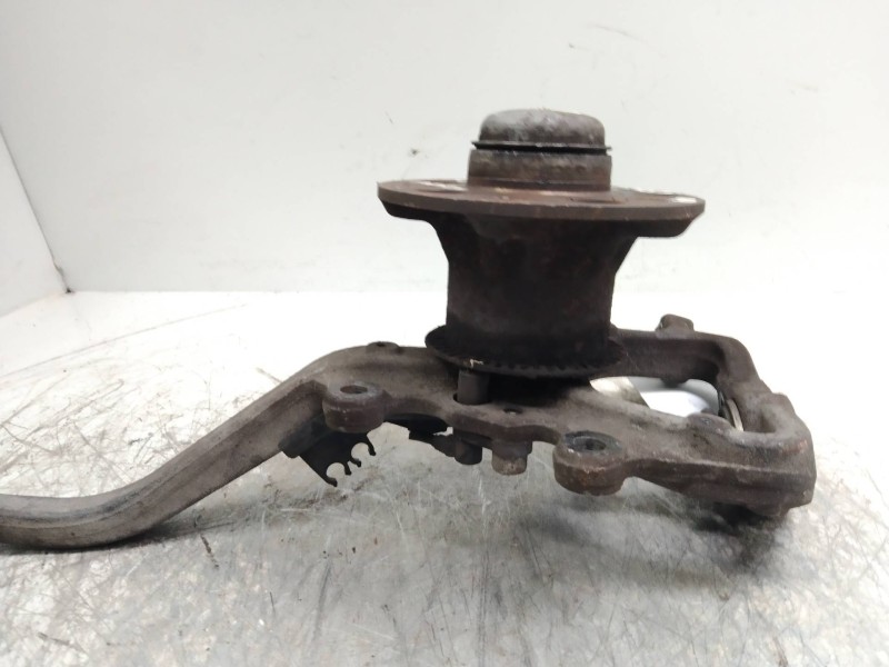 Recambio de mangueta delantera derecha para mercedes clase s (w220) berlina 320 cdi (220.026) referencia OEM IAM   