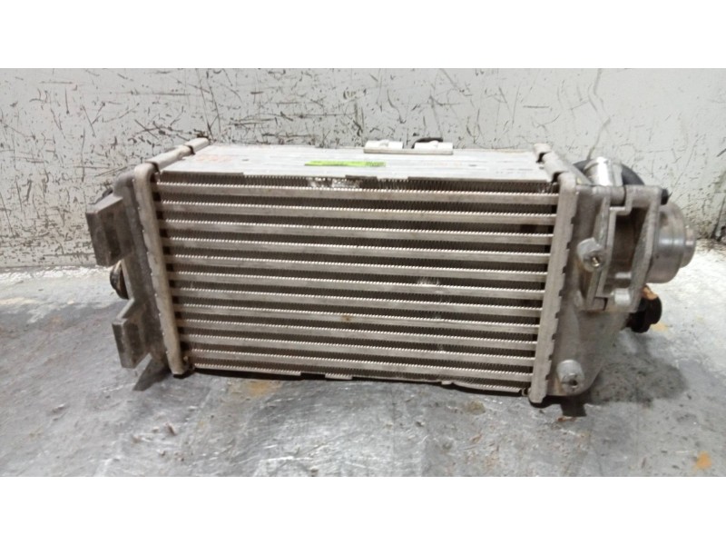 Recambio de intercooler para kia stonic (ybcuv) business referencia OEM IAM 2827004610  