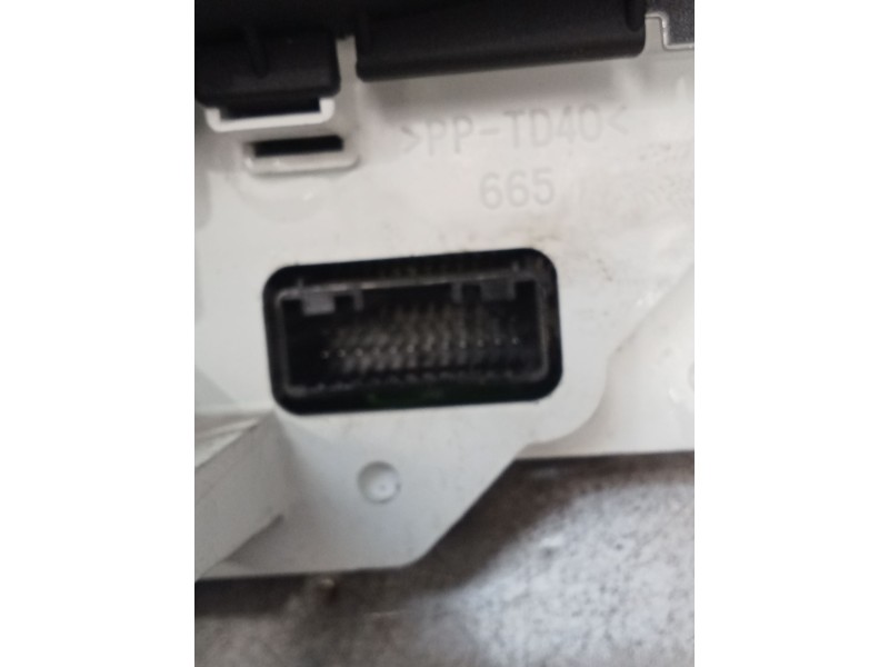 Recambio de cuadro instrumentos para toyota yaris (_p9_) 1.4 d-4d (nlp90_) referencia OEM IAM 838000D690D MB4573003206 