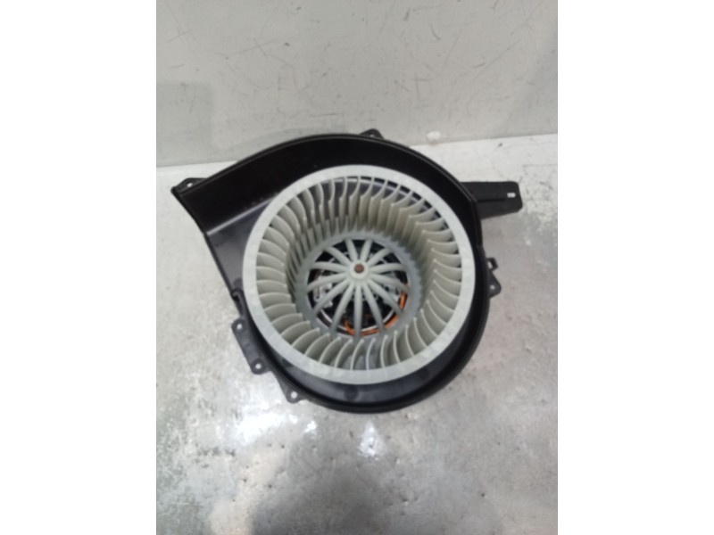 Recambio de motor calefaccion para seat ibiza iii (6l1) 1.4 tdi referencia OEM IAM   