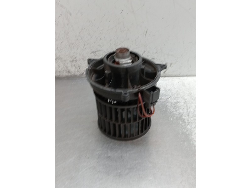 Recambio de motor calefaccion para ford fiesta v (jh_, jd_) 1.4 16v referencia OEM IAM 1736005401  