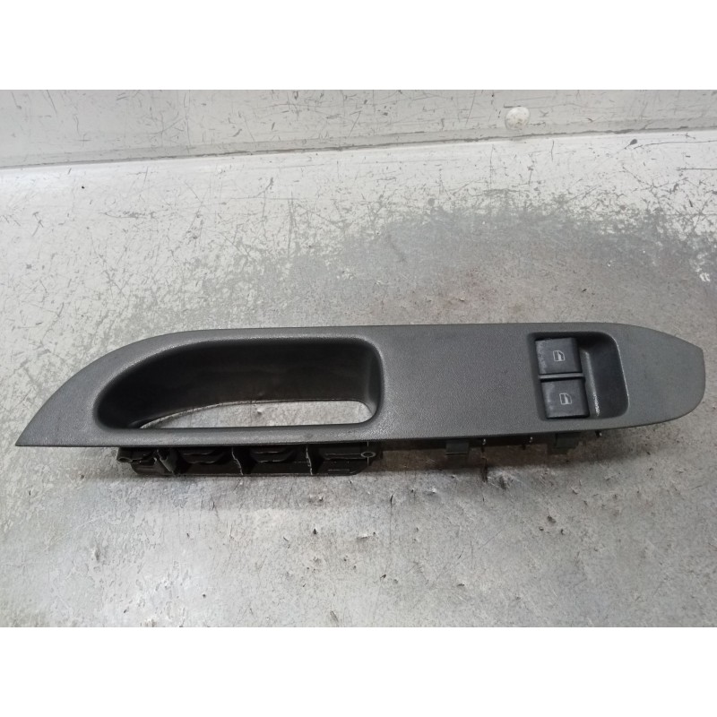 Recambio de mando elevalunas delantero izquierdo para seat ibiza iii (6l1) 1.4 tdi referencia OEM IAM 6L1867171F 5P 
