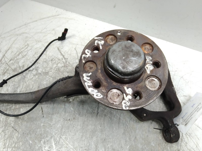 Recambio de mangueta delantera izquierda para mercedes clase s (w220) berlina 320 cdi (220.026) referencia OEM IAM   