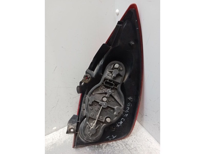 Recambio de piloto trasero izquierdo para nissan primera (p12) 2.2 dci referencia OEM IAM   