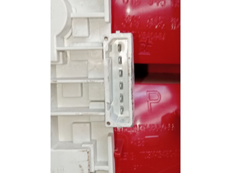 Recambio de piloto trasero derecho para skoda fabia i combi (6y5) 1.4 tdi referencia OEM IAM 6Y9945096  