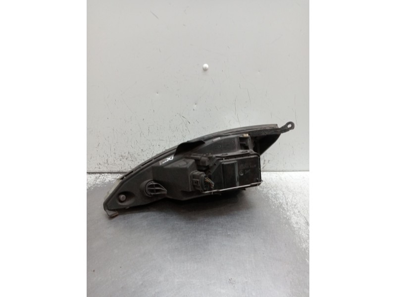 Recambio de faro derecho para ford focus i (daw, dbw) 1.8 tdci referencia OEM IAM 2M5113W029BF  