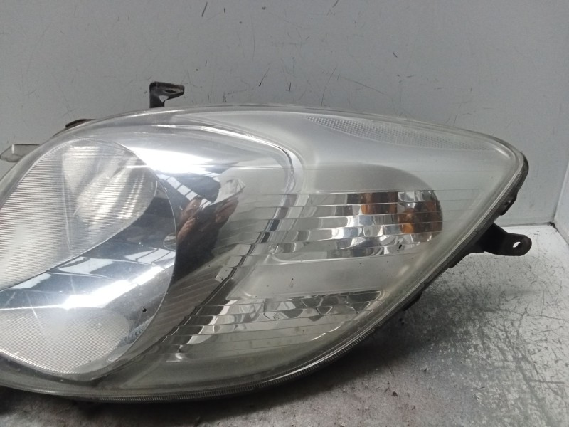 Recambio de faro izquierdo para toyota yaris (_p9_) 1.4 d-4d (nlp90_) referencia OEM IAM   