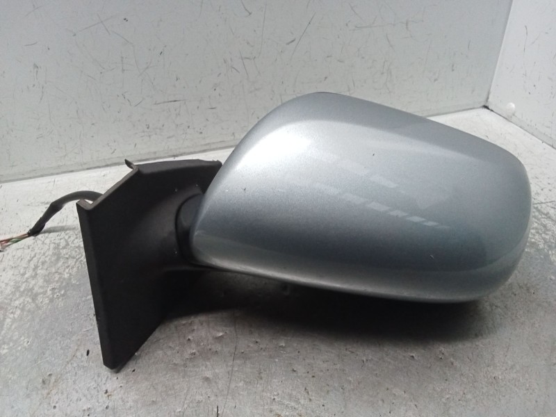 Recambio de retrovisor izquierdo para toyota yaris (_p9_) 1.4 d-4d (nlp90_) referencia OEM IAM 1 CABLE CON 5 CABLES  