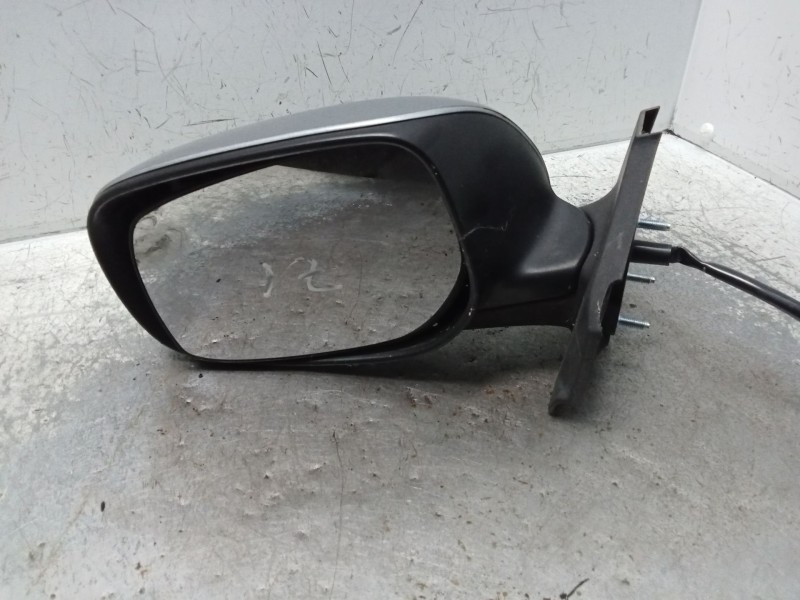 Recambio de retrovisor izquierdo para toyota yaris (_p9_) 1.4 d-4d (nlp90_) referencia OEM IAM 1 CABLE CON 5 CABLES  