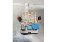 Recambio de caja reles / fusibles para toyota yaris (_p9_) 1.4 d-4d (nlp90_) referencia OEM IAM 61062294 8273052700 