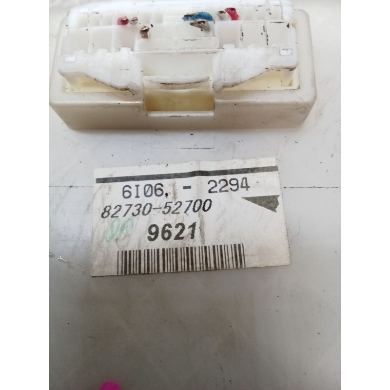 Recambio de caja reles / fusibles para toyota yaris (_p9_) 1.4 d-4d (nlp90_) referencia OEM IAM 61062294 8273052700 