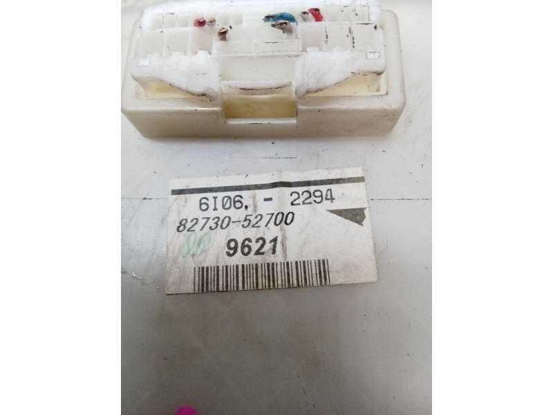 Recambio de caja reles / fusibles para toyota yaris (_p9_) 1.4 d-4d (nlp90_) referencia OEM IAM 61062294 8273052700 
