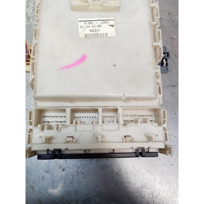 Recambio de caja reles / fusibles para toyota yaris (_p9_) 1.4 d-4d (nlp90_) referencia OEM IAM 61062294 8273052700 