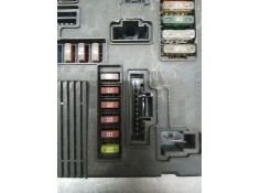 Recambio de caja reles / fusibles para renault megane ii (bm0/1_, cm0/1_) 1.6 16v (bm0c, cm0c) referencia OEM IAM 8200306033A 81 2