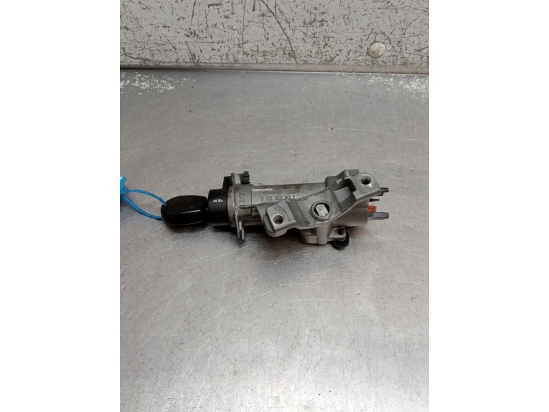 Recambio de conmutador de arranque para skoda fabia i combi (6y5) 1.4 tdi referencia OEM IAM 4B0905851C  