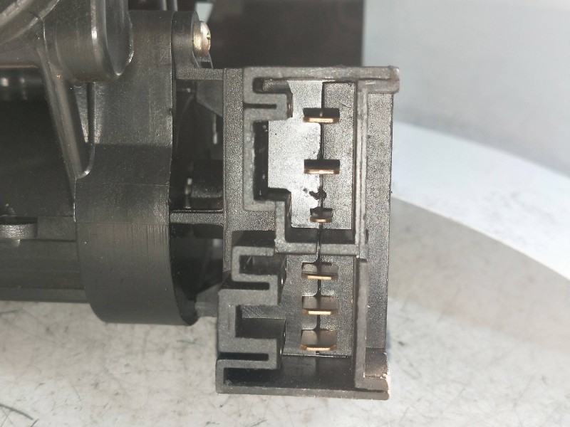 Recambio de conmutador de arranque para lancia delta 1.9 turbodiesel cat referencia OEM IAM 7601589  