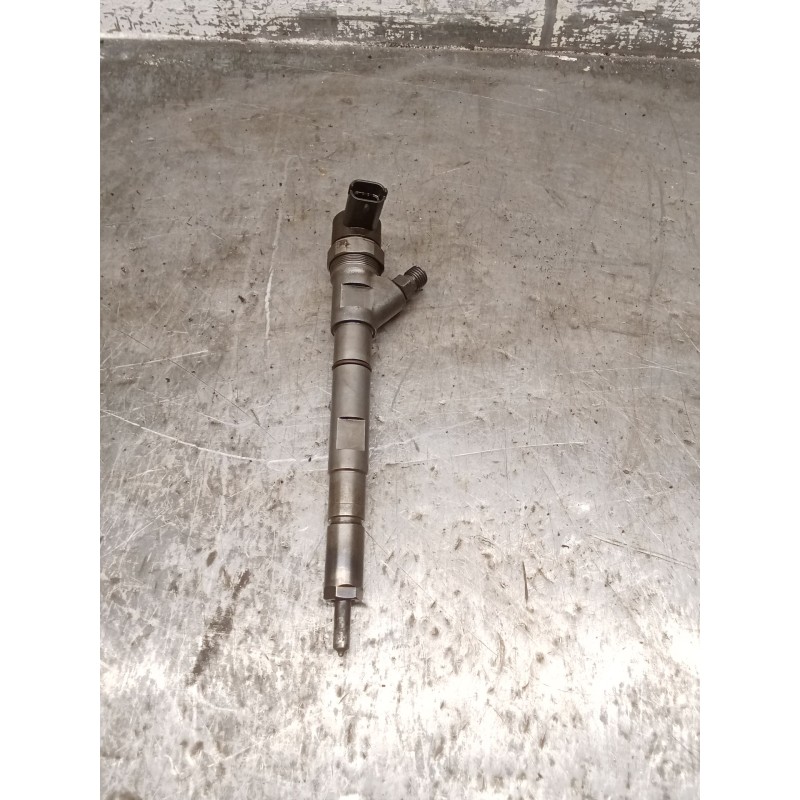 Recambio de inyector para kia sorento i (jc) 2.5 crdi referencia OEM IAM 0445110186 338004A160 BOSCH