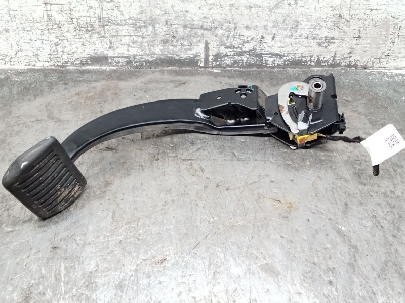 Recambio de pedal freno para volvo xc60 business plus 2wd referencia OEM IAM P32265841  