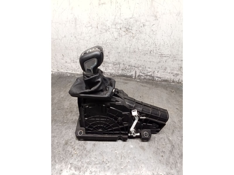 Recambio de palanca cambio para volvo xc60 business plus 2wd referencia OEM IAM 81380300 P32240584 