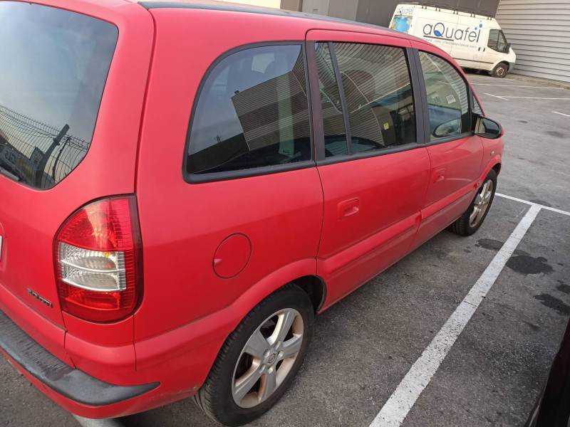 opel zafira a del año 2004