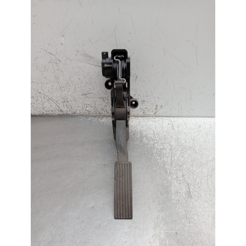 Recambio de potenciometro pedal para mercedes-benz clase b (w245) 200 cdi special edition (245.208) referencia OEM IAM A16930003