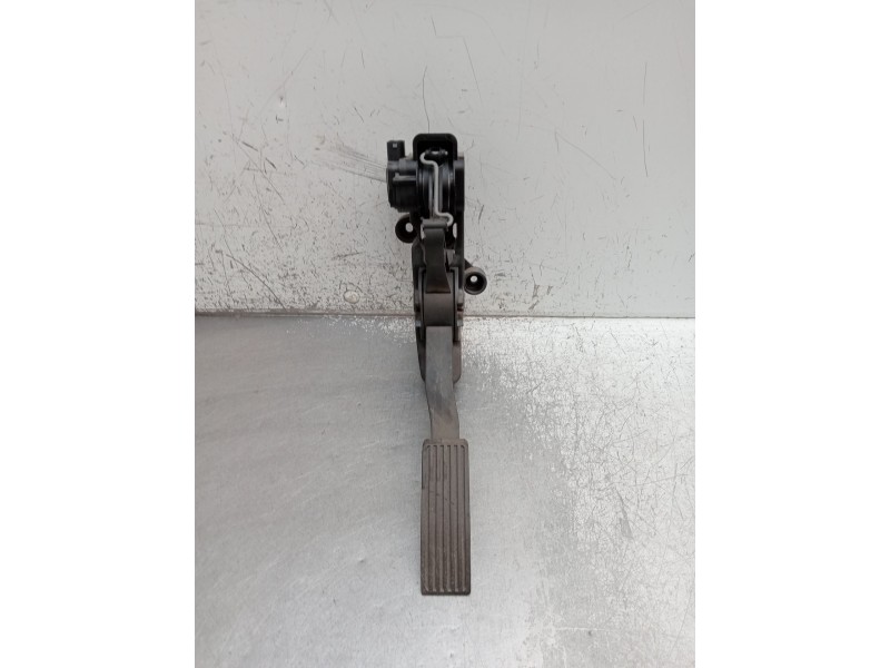 Recambio de potenciometro pedal para mercedes-benz clase b (w245) 200 cdi special edition (245.208) referencia OEM IAM A16930003