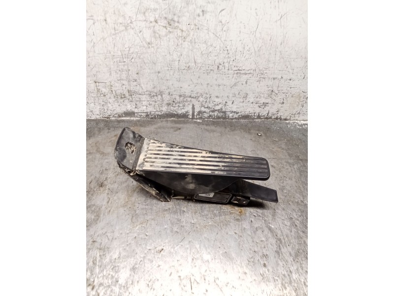 Recambio de potenciometro pedal para volvo xc60 business plus 2wd referencia OEM IAM 32289124  