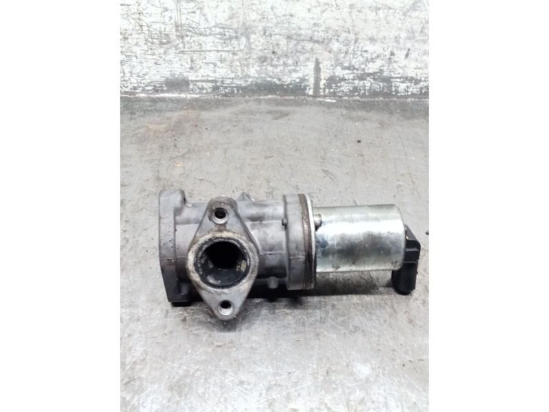Recambio de valvula egr para kia sorento i (jc) 2.5 crdi referencia OEM IAM 284104A100  