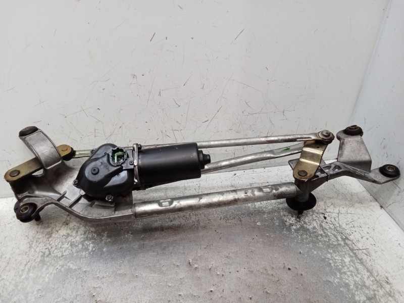 Recambio de motor limpia delantero para nissan primera (p12) 2.0 referencia OEM IAM   