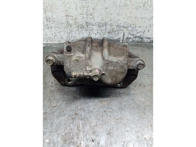 Recambio de pinza freno delantera izquierda para kia sorento i (jc) 2.5 crdi referencia OEM IAM   