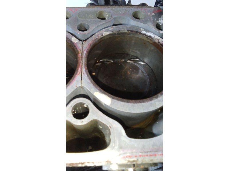 Recambio de bloque para volvo xc60 business plus 2wd referencia OEM IAM B4204T31  7419084