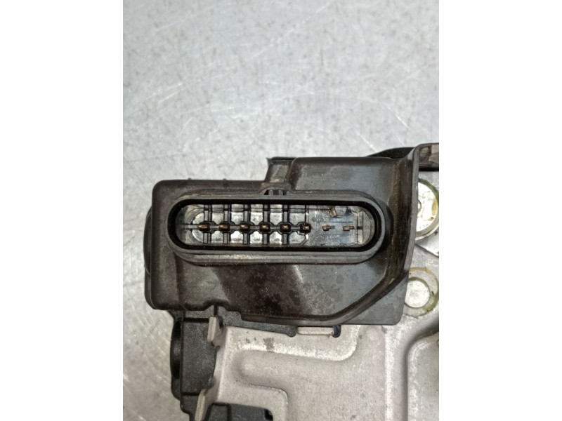 Recambio de motor cierre centralizado trasero derecho para volvo xc60 business plus 2wd referencia OEM IAM  5P 