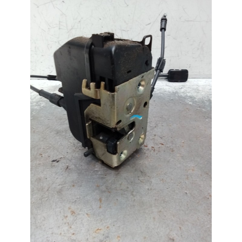 Recambio de motor cierre centralizado trasero derecho para nissan primera (p12) 2.0 referencia OEM IAM 5P  