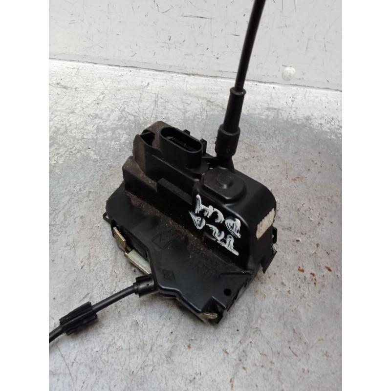 Recambio de motor cierre centralizado trasero derecho para nissan primera (p12) 2.0 referencia OEM IAM 5P  