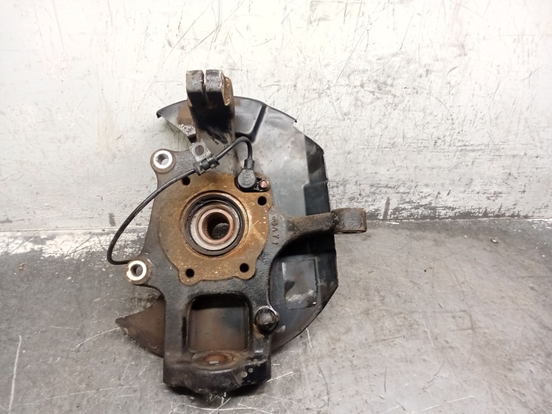 Recambio de mangueta delantera derecha para kia sorento i (jc) 2.5 crdi referencia OEM IAM   