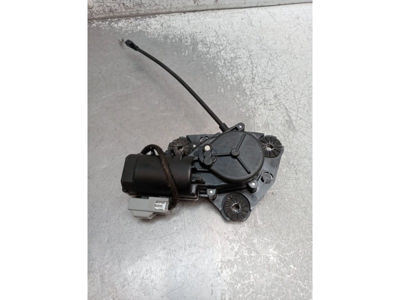 Recambio de motor cierre centralizado porton para volvo xc60 business plus 2wd referencia OEM IAM  5P 