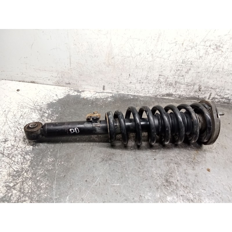 Recambio de amortiguador delantero derecho para kia sorento i (jc) 2.5 crdi referencia OEM IAM 546403E023  