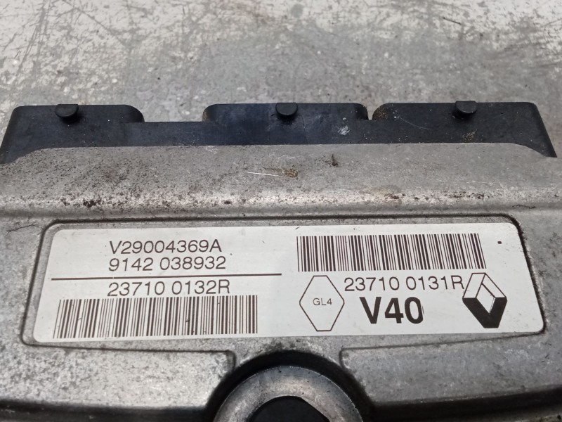 Recambio de centralita motor uce para renault megane iii hatchback (bz0/1_, b3_) 1.6 16v (bz1b, bz1h) referencia OEM IAM 2371001