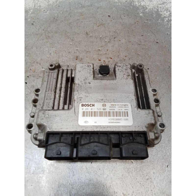 Recambio de centralita motor uce para nissan primastar furgoneta (x83) 1.9 dci 100 referencia OEM IAM 0281011529 8200546983 8200