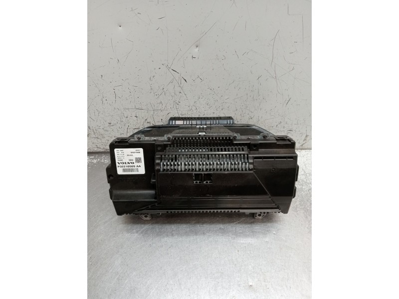 Recambio de cuadro instrumentos para volvo xc60 business plus 2wd referencia OEM IAM P32210509 0263719468 