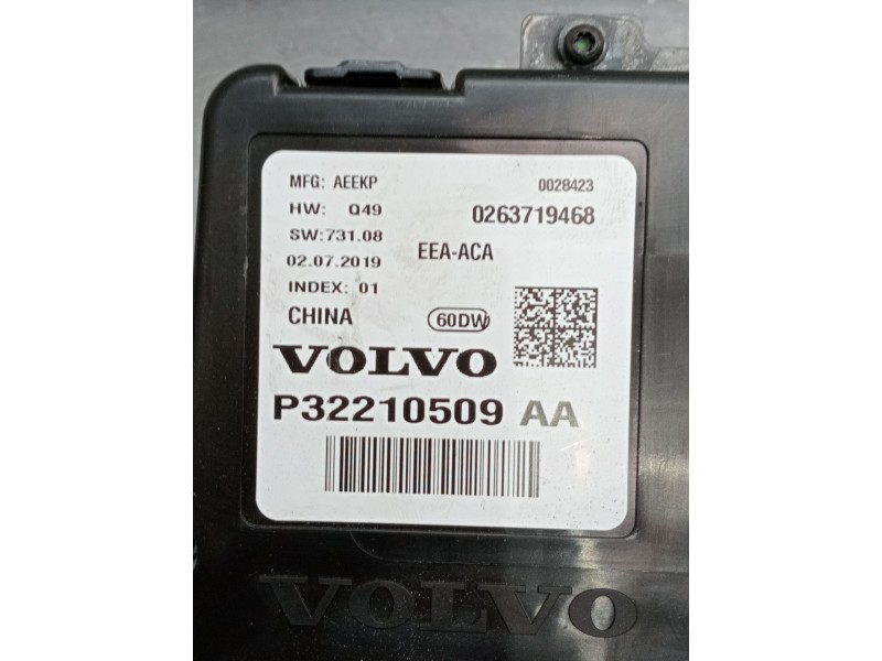 Recambio de cuadro instrumentos para volvo xc60 business plus 2wd referencia OEM IAM P32210509 0263719468 