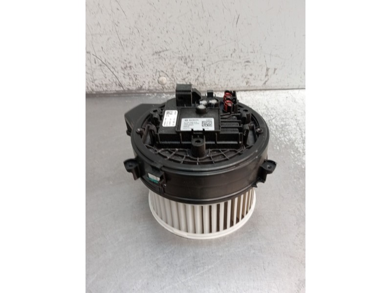 Recambio de motor calefaccion para volvo xc60 business plus 2wd referencia OEM IAM 0130309512  