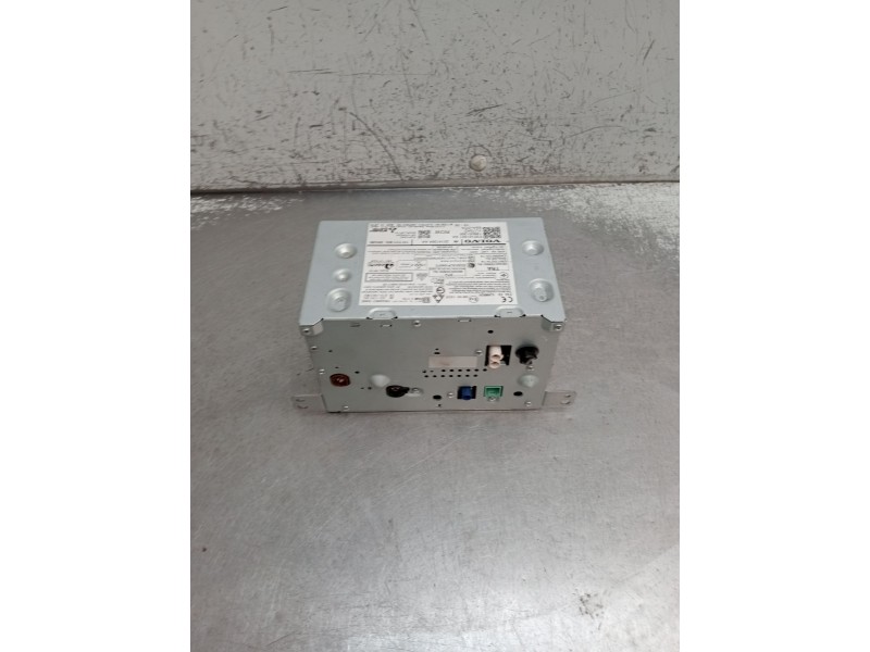 Recambio de sistema audio / radio cd para volvo xc60 business plus 2wd referencia OEM IAM P32141427AA T96051368 