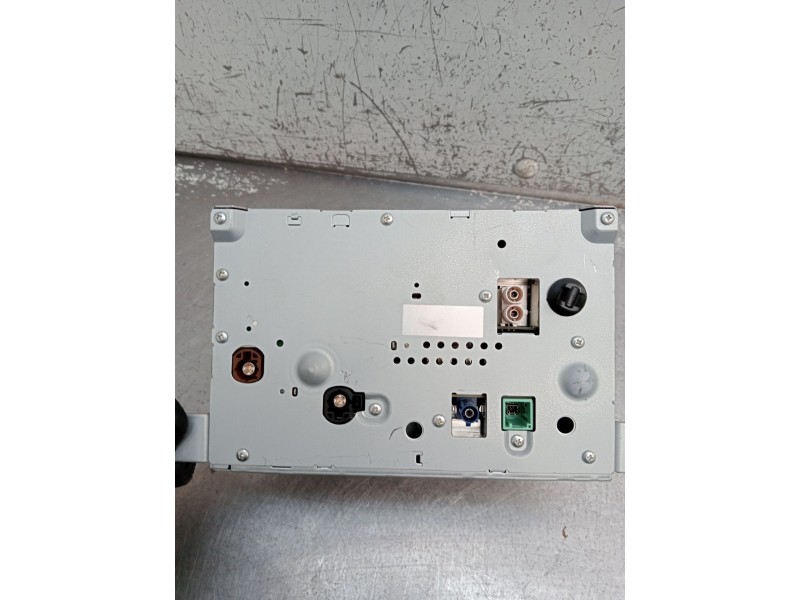 Recambio de sistema audio / radio cd para volvo xc60 business plus 2wd referencia OEM IAM P32141427AA T96051368 