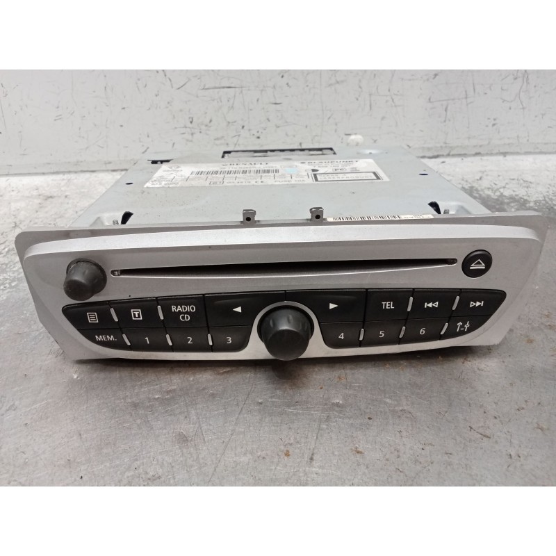 Recambio de sistema audio / radio cd para renault megane iii hatchback (bz0/1_, b3_) 1.6 16v (bz1b, bz1h) referencia OEM IAM 281