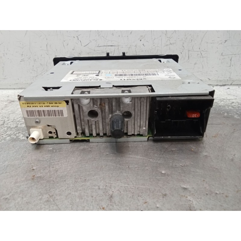 Recambio de sistema audio / radio cd para renault megane iii hatchback (bz0/1_, b3_) 1.6 16v (bz1b, bz1h) referencia OEM IAM 281